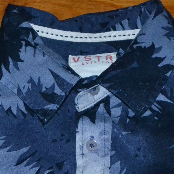 Men’s VSTR by Visitor button-down, size S - Picture 4 of 6